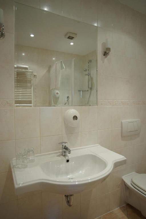 Hotel Grodzki Poznań Rom bilde